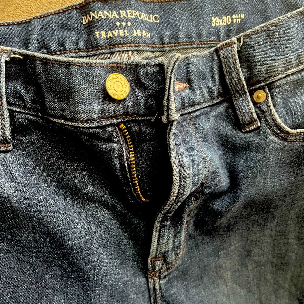 Banana Republic traveler jeans 33 X 30